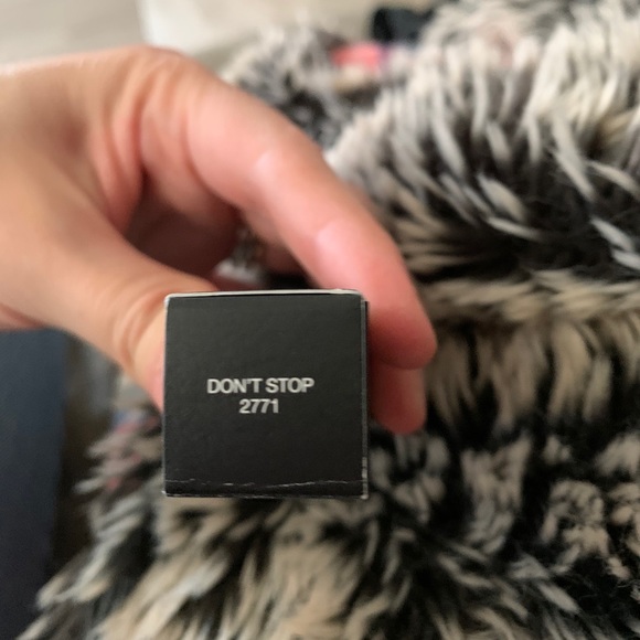 NARS power matte lip pigment - Picture 2 of 4